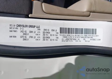 2011 Jeep Grand Cherokee Overland z USA, uszkodzony, nr VIN 1J4RS6GT5BC709846